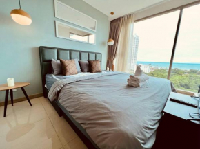 YOLO Couple’s Getaway 1-BR Seaview Balcony Riviera